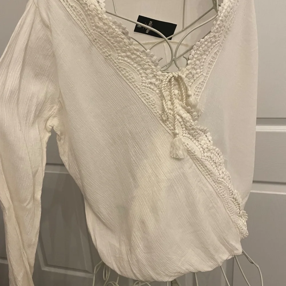 Blouse - Picture 2 of 4